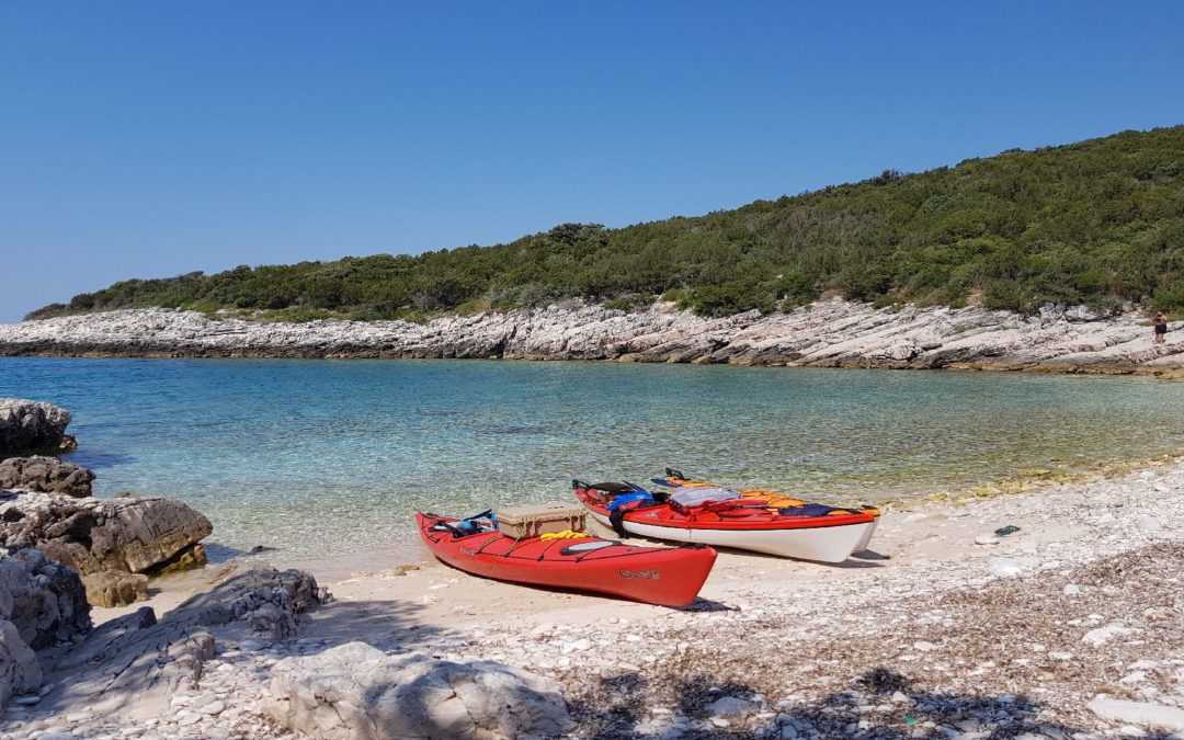 Kayak gratuit en Croatie sur l’île Dugi otok